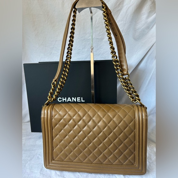 CHANEL Large LEBOY BAG QUILTED LAMBSKIN in Box! - Picture 5 of 17